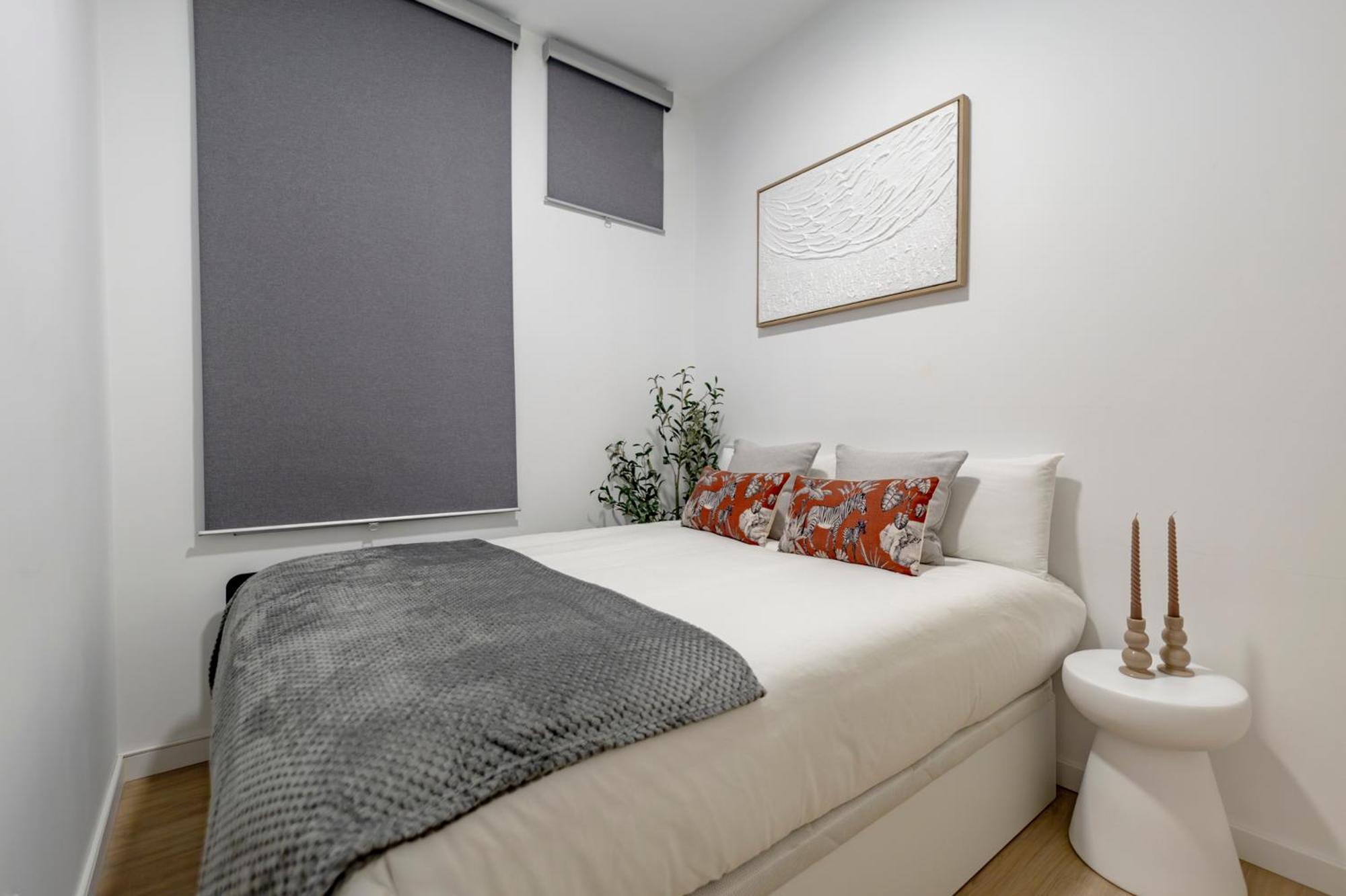 Cozy In The Center Of *